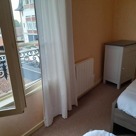 Appartement Du Pont De La Seine Troyes Exterior foto