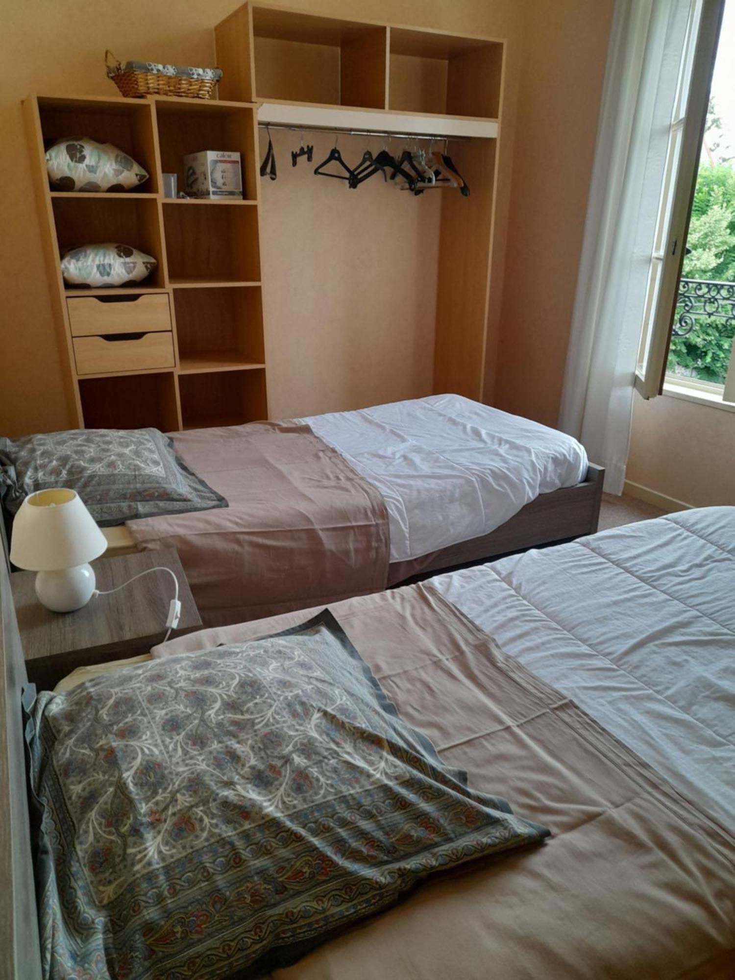 Appartement Du Pont De La Seine Troyes Exterior foto
